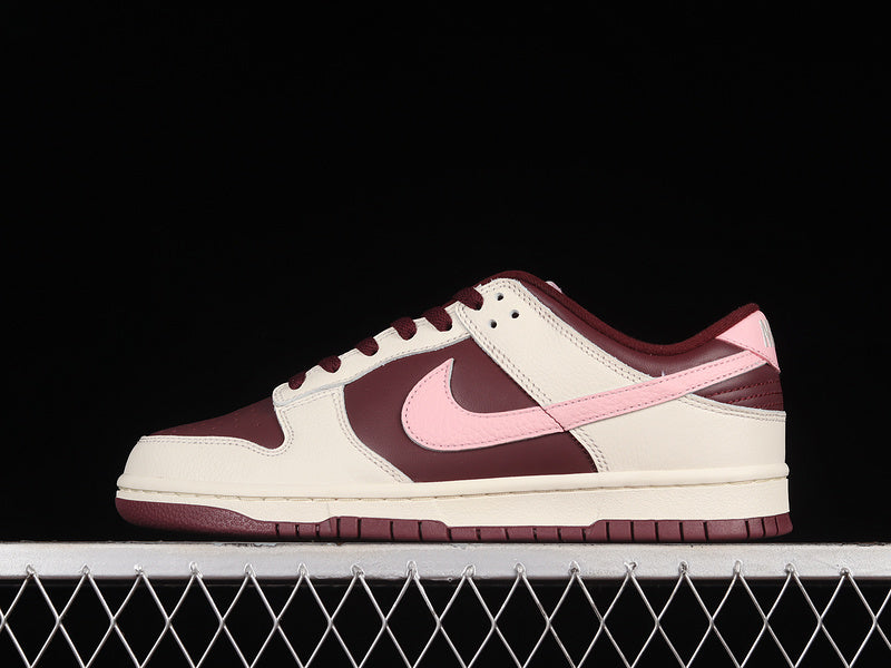 NikeUnisex Dunk Low Retro - Valentine's Day