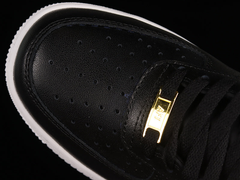 NikeUnisex Air Force 1 AF1 Essential - Black/White