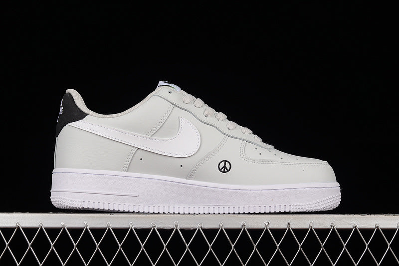 NikeUnisex Air Force 1 AF1 Low - Have a Nike Day Earth