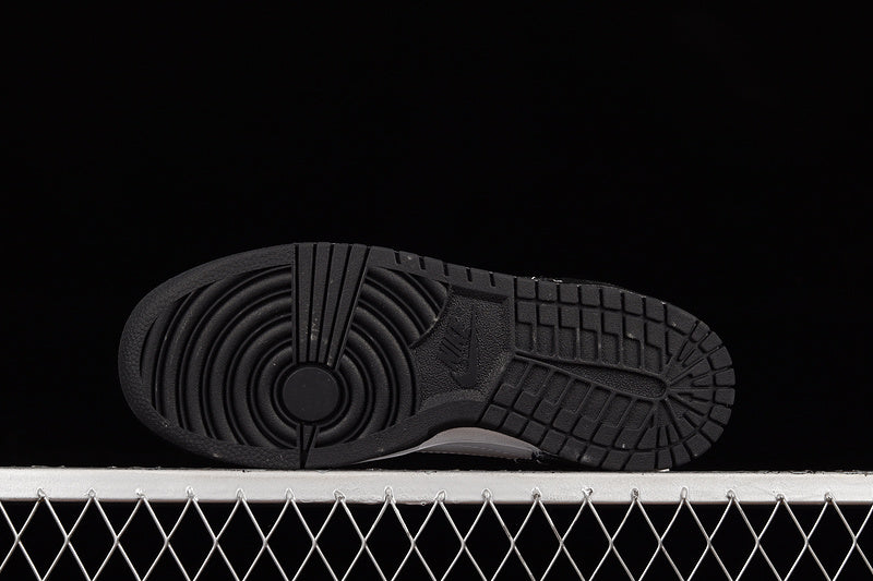 NikeMens Dunk Low Disrupt 2 - Panda