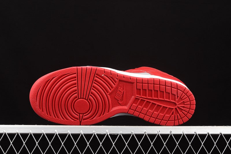 NikeUnisex Dunk Low Medium - Grey UNLV