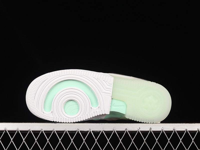NikeUnisex Air Force 1 AF1 Low React - Mint Foam