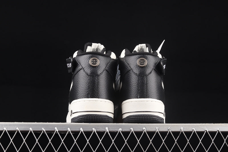 Air Force 1 AF1 Mid x Stüssy - Black/Light Bone