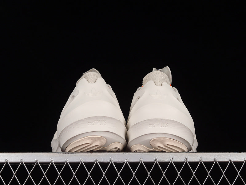 adidasUnisex adiFOM Q - Off White