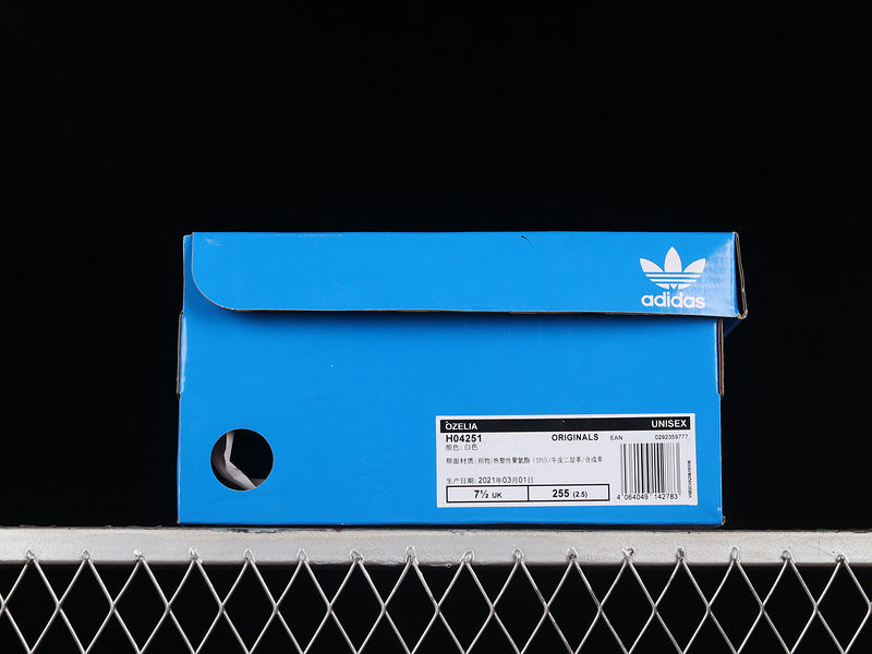 adidasUnisex Ozelia - White