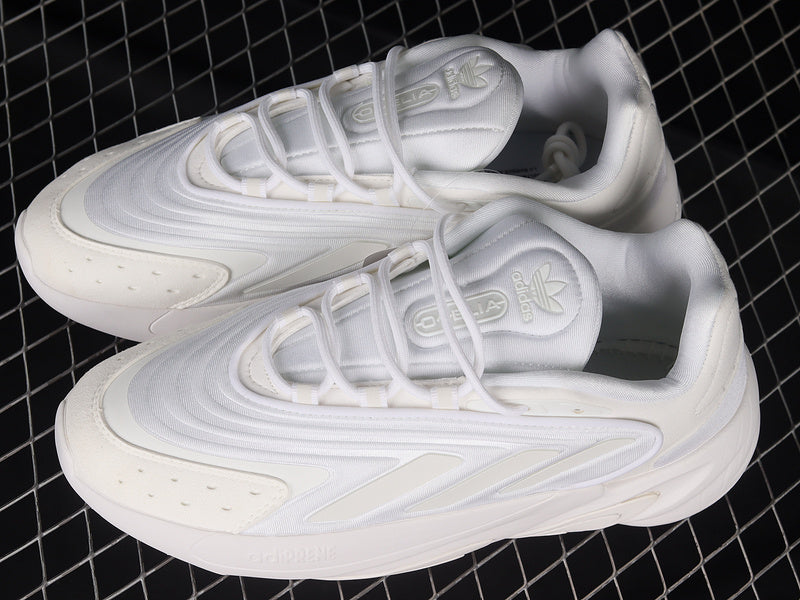 adidasUnisex Ozelia - White