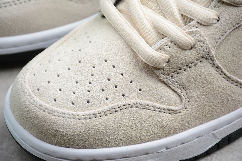 NikeMens Sb Dunk Low - Truck It