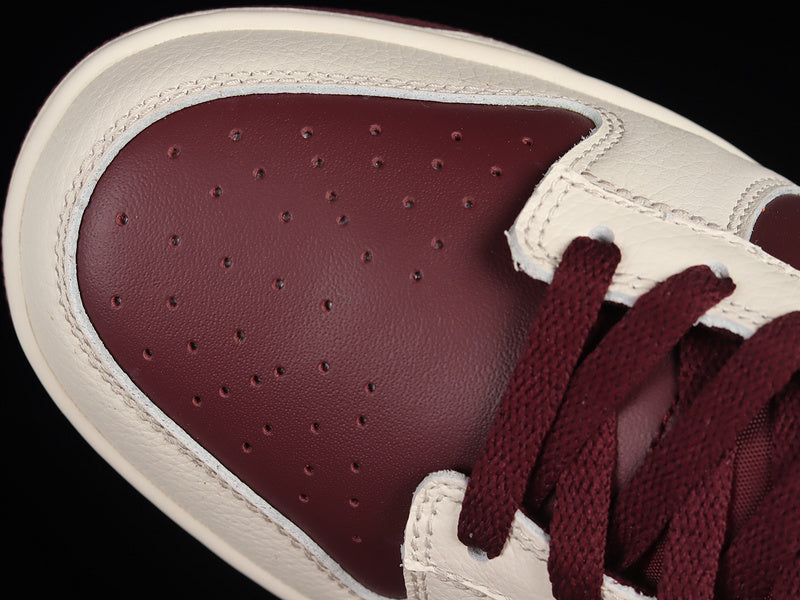 NikeUnisex Dunk Low Retro - Valentine's Day