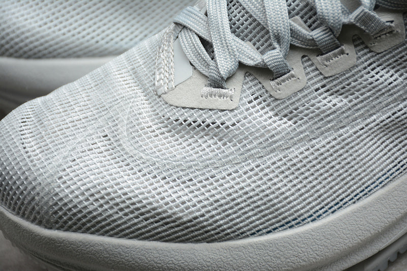 NikeMens Zoom Double Stacked - Summit White