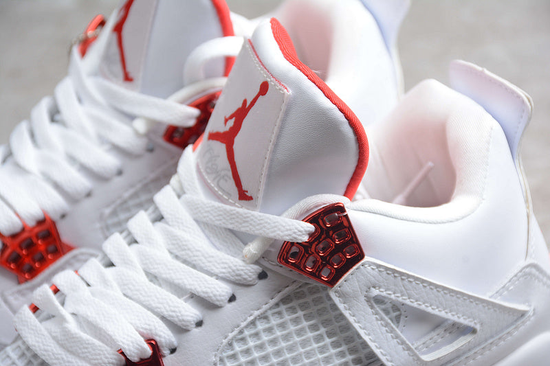 Air Jordan 4 AJ4 Retro - White Metallic