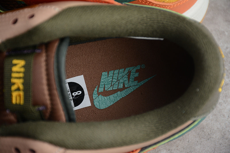 NikeMens Dunk Low Scrap - Archeo Brown