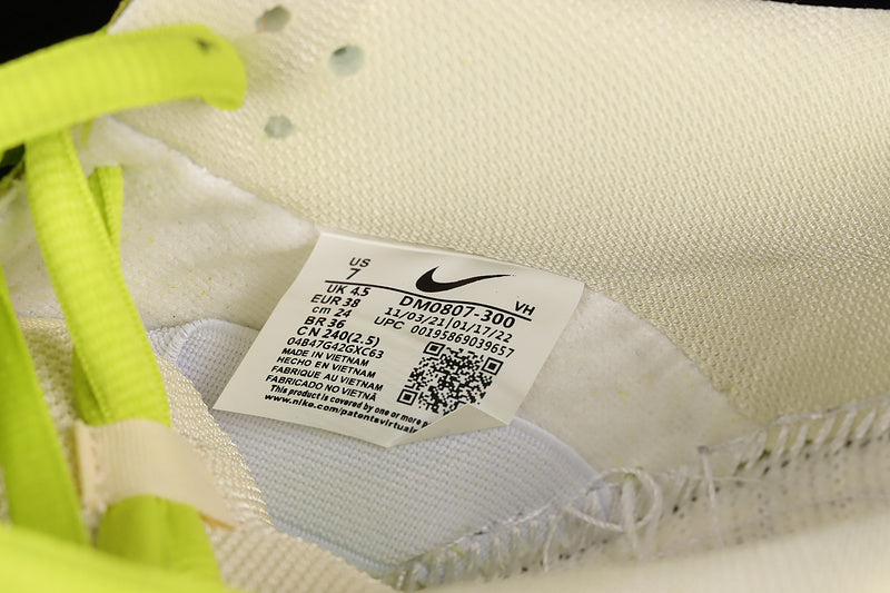 NikeUnisex SB Dunk Low - Green Apple