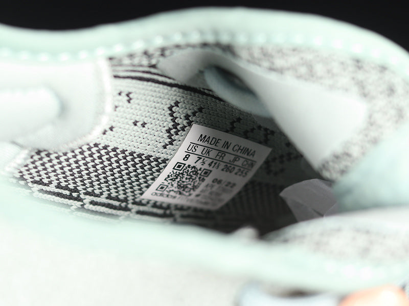 adidasUnisex Yeezy Boost 350 V2 - Salt