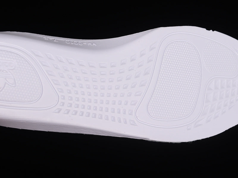 adidasUnisex Yeezy Boost 350 V2 - Salt