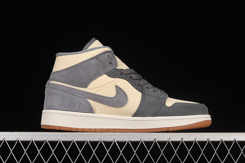 Air Jordan 1 AJ1 Mid - Coconut Milk