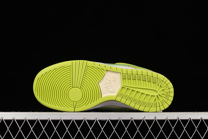 NikeUnisex SB Dunk Low - Green Apple