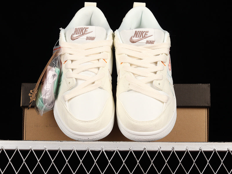 NikeMens Dunk Low Disrupt 2 - Pale Ivory