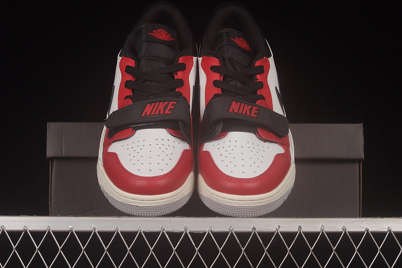 Air Jordan Legacy 312 Low - Chicago