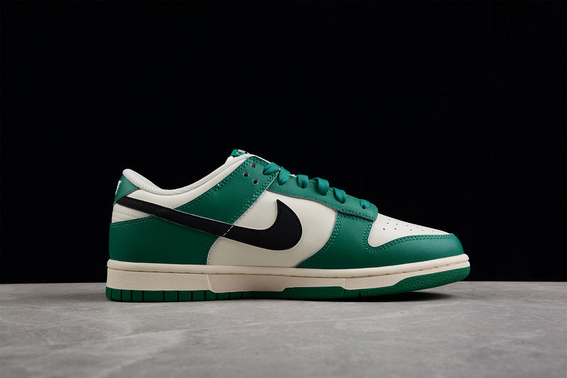 NikeMens Dunk low lottery - lucky green