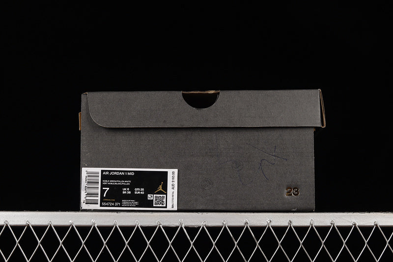 NikeUnisex Air Jordan 1 Mid - Sonics