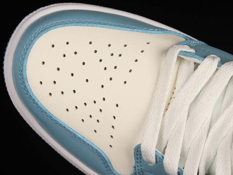 Air Jordan 1 AJ1 Mid - UNC
