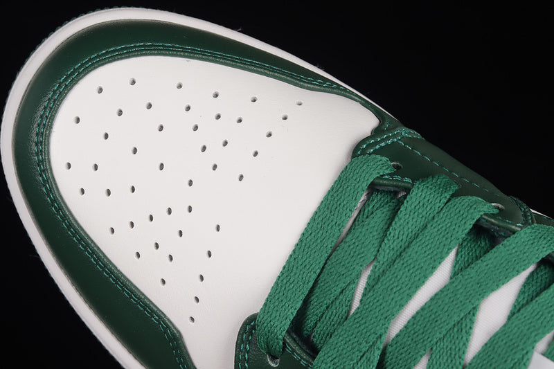 NikeUnisex Air Jordan 1 Mid - Sonics