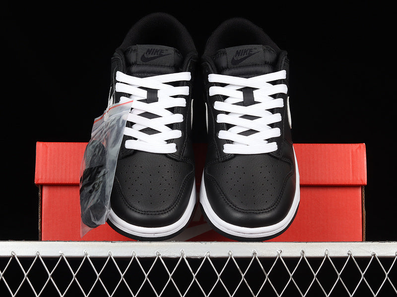 NikeUnisex Dunk Low - Black/White