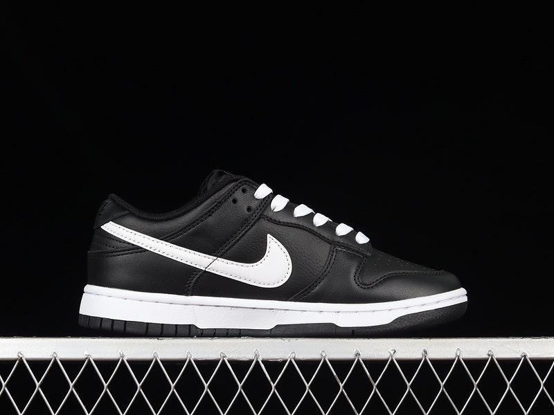 NikeUnisex Dunk Low - Black/White