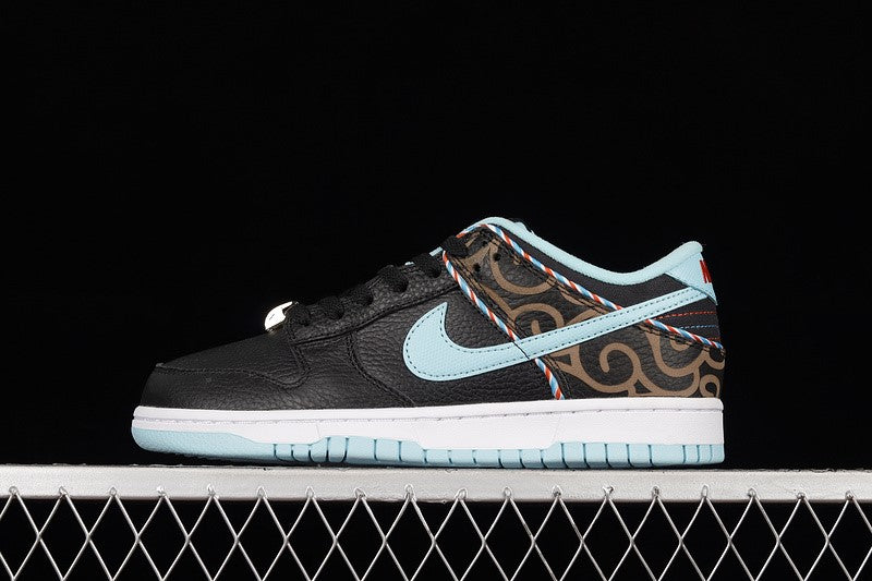 NikeUnisex Dunk Low - "Barber Shop/Black"