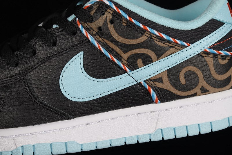 NikeUnisex Dunk Low - "Barber Shop/Black"