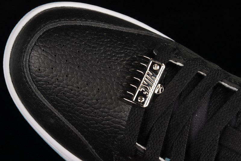 NikeUnisex Dunk Low - "Barber Shop/Black"