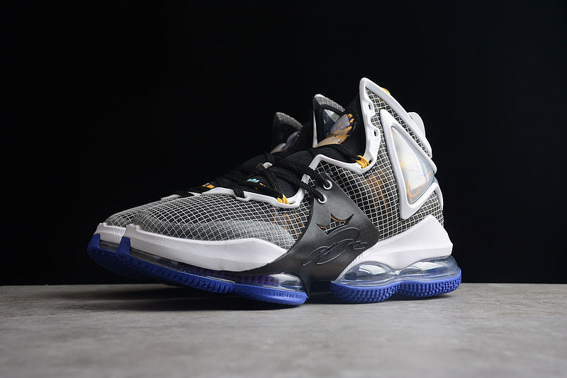 NikeMens LeBron 19 Hardwood - Classic