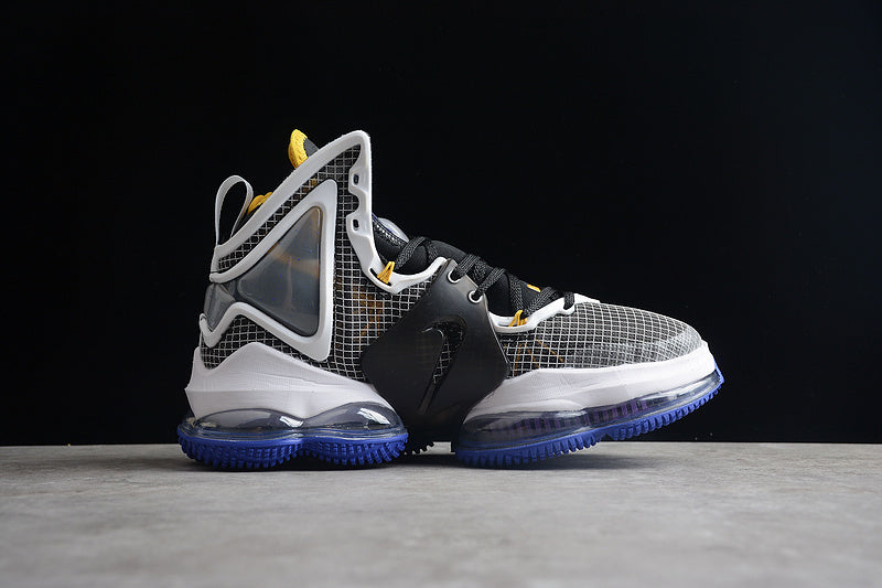 NikeMens LeBron 19 Hardwood - Classic