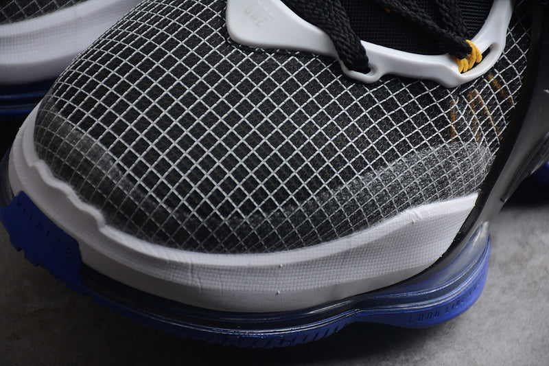 NikeMens LeBron 19 Hardwood - Classic