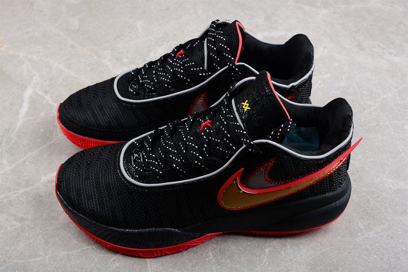 NikeUnisex Lebron 20 - Bred