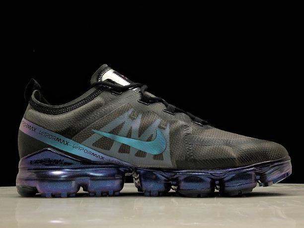 NikeAir VaporMax 2019 - Throwback Future