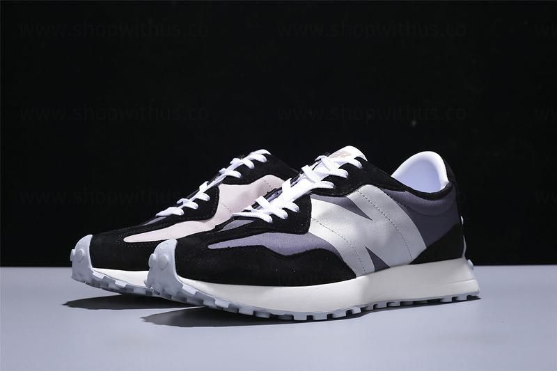 New Balance 327 - Black/Grey