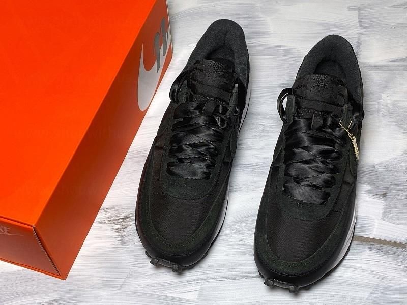 Sacai x NikeMen's LD Waffle - Black Nylon
