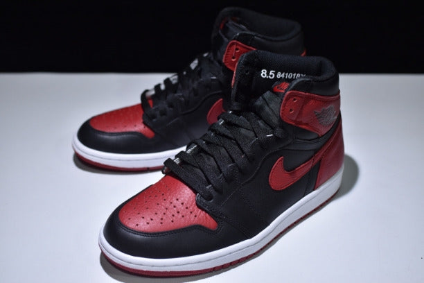 Air Jordan 1 AJ1 High The Return - Bred
