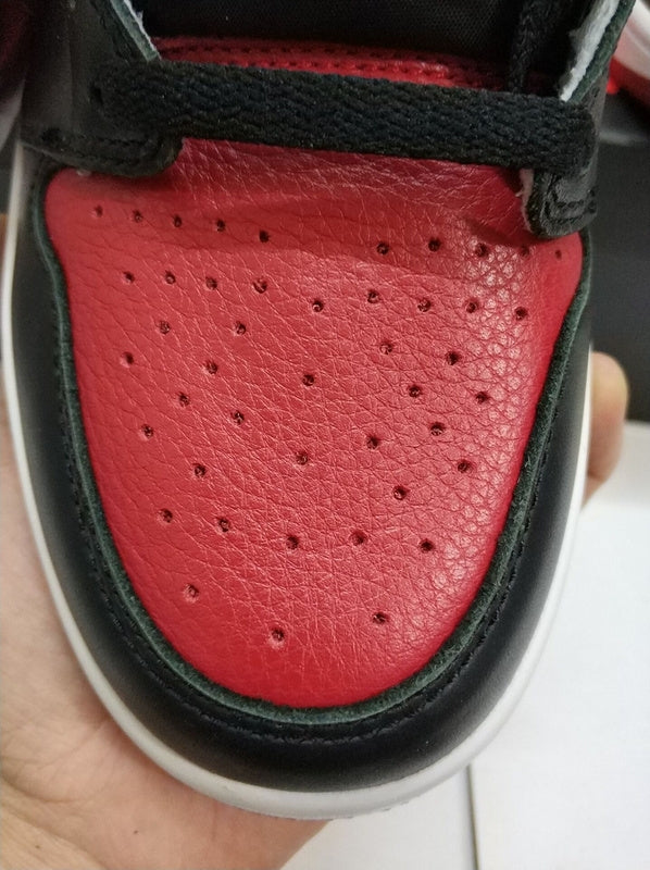 Air Jordan 1 AJ1 High The Return - Bred
