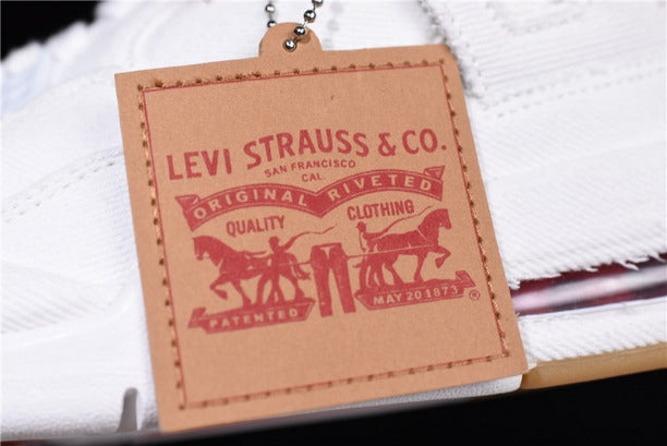 Levi's x Air Jordan 4 AJ4 Retro (Levi's Tag) - White Denim