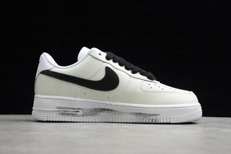 PEACEMINUSONE x NikeAir Force 1 - Para-Noise 2.0