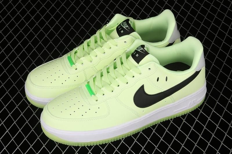 NikeUnisex Air Force 1 AF1 Low GID - Barely Volt