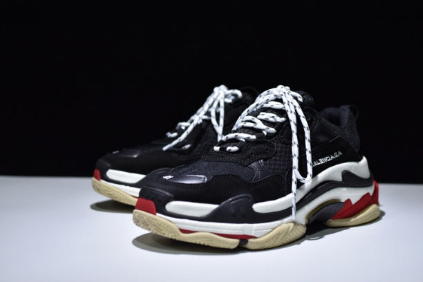 BalenciagaUnisex Vintage Triple S Trainers - Black/White/Red