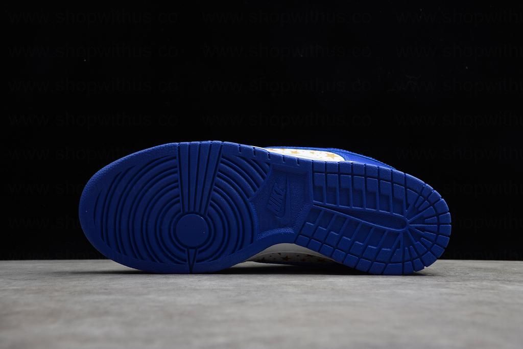 Supreme x NikeSB Dunk Low - Hyper Royal
