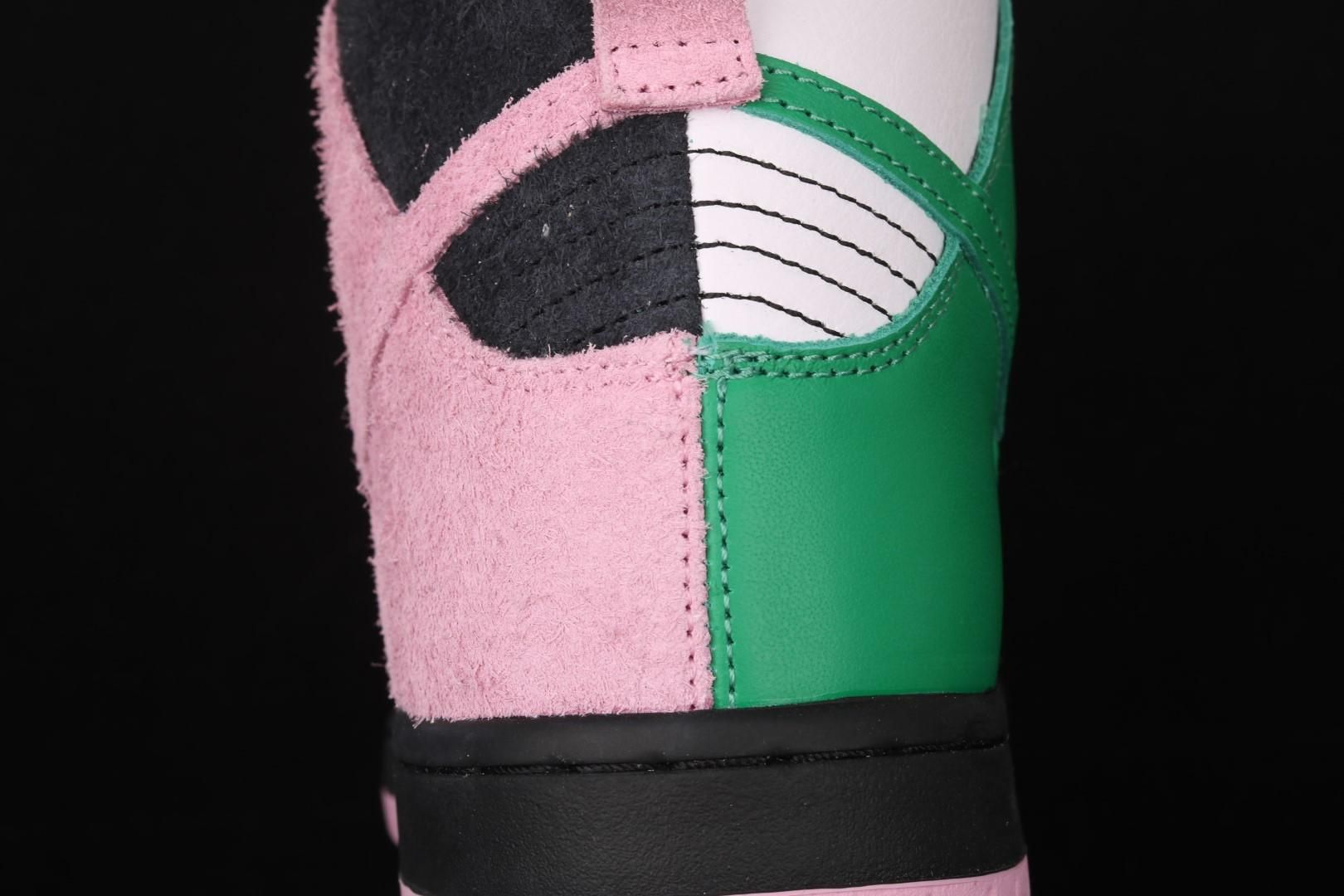 NikeWMNS SB Dunk High - Invert Celtics