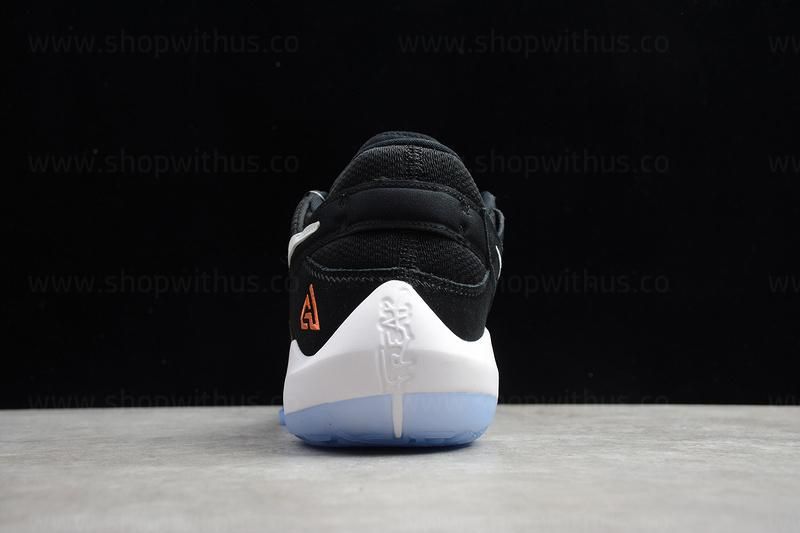NikeMen's Zoom Freak 2 EP - Black/White