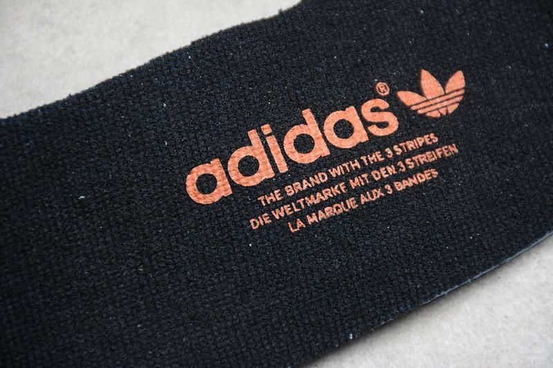 adidasOzweego Adiprene - Black/Orange/Green