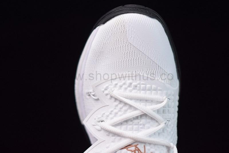 NikeBasketball Kyrie 5 - BHM