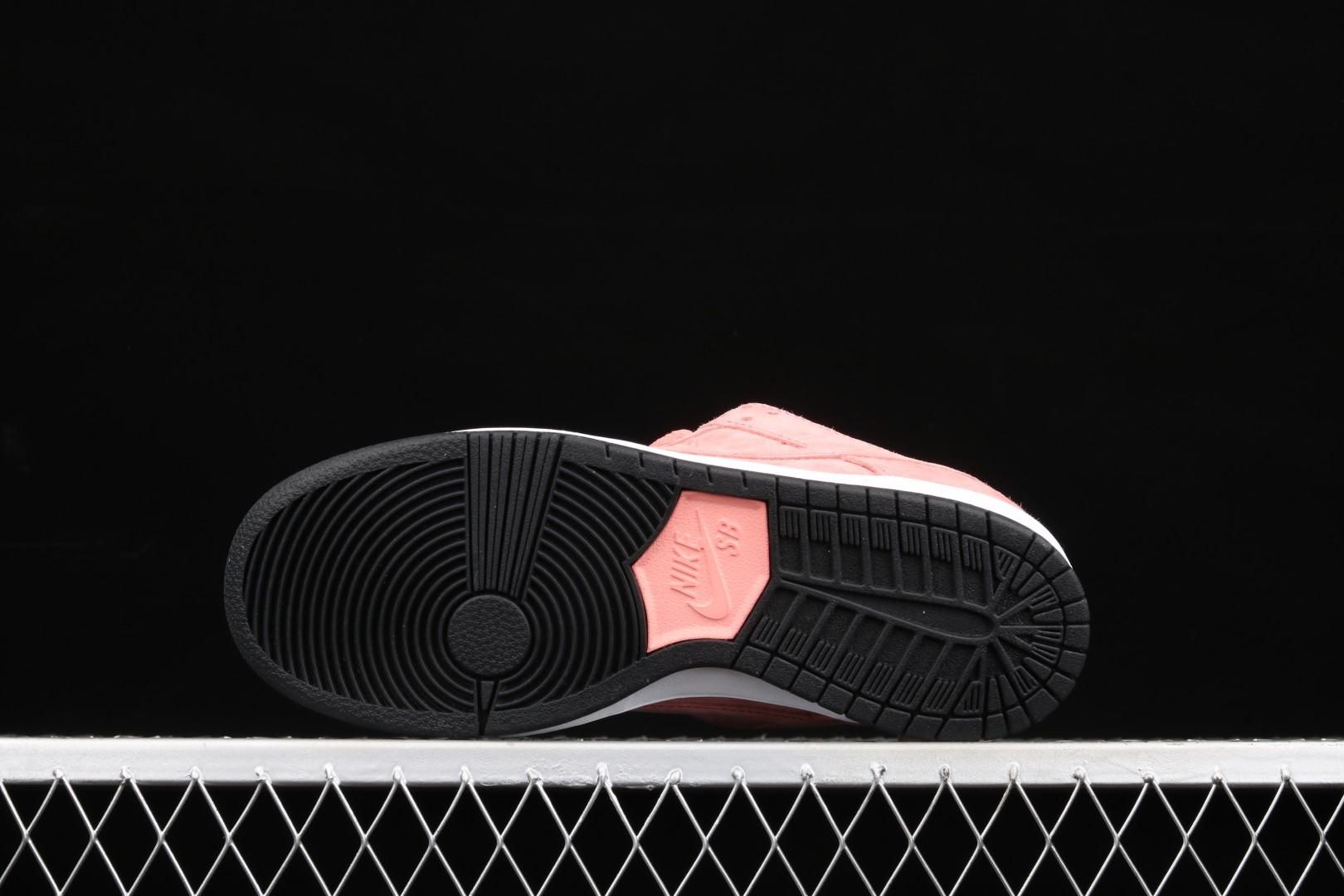 NikeMen's SB Dunk Low - Pink Pig